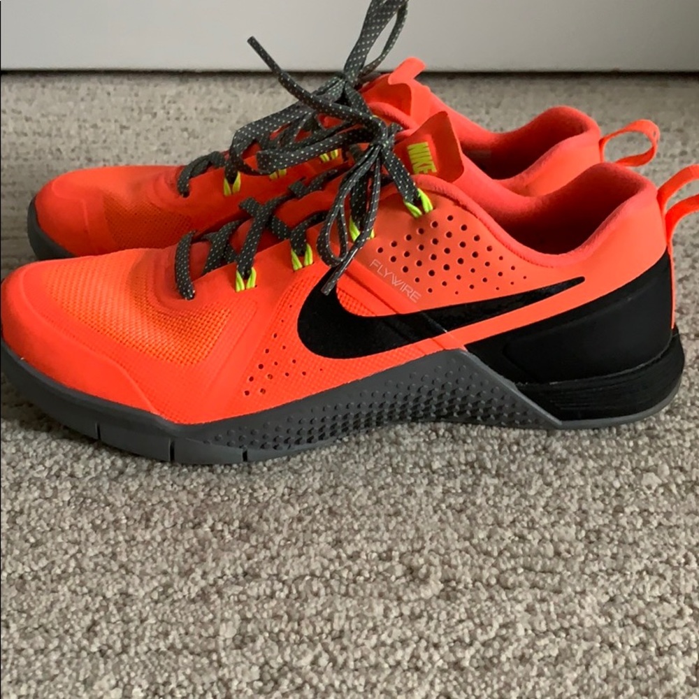 Nike Flywires